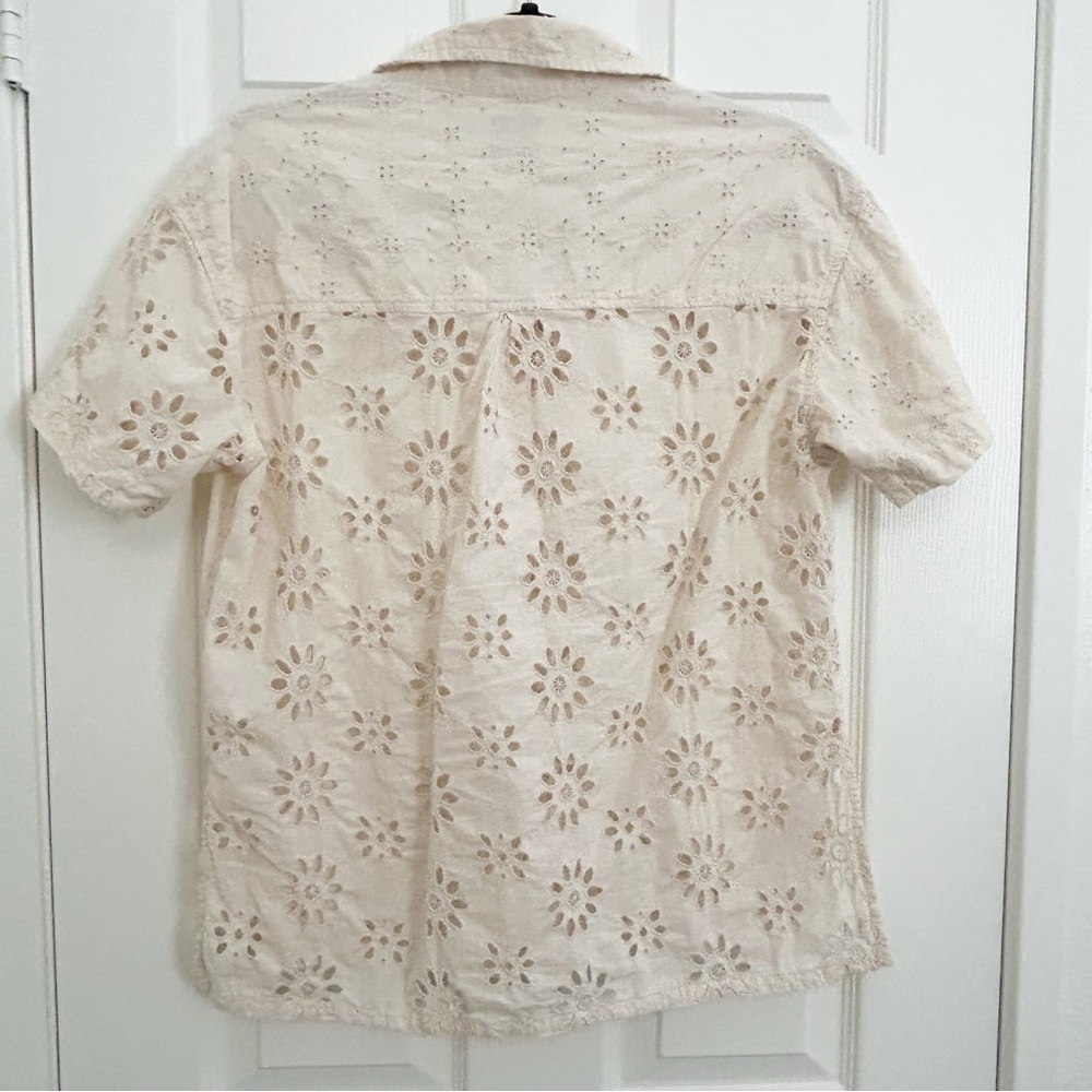 American Eagle Outfitters Beige Eyelet Shirt - Picture 4 of 5